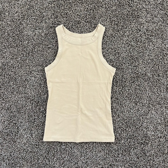 Gap Rib Halter Tank Top - Picture 2 of 3